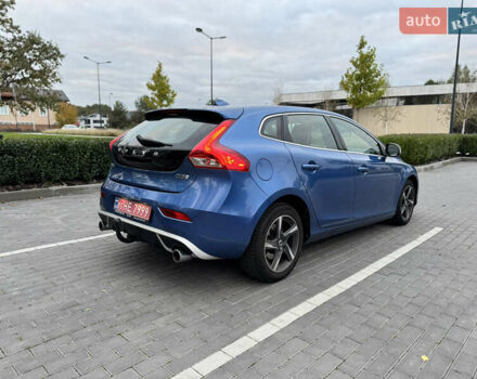 Синий Вольво В40, объемом двигателя 1.97 л и пробегом 194 тыс. км за 13799 $, фото 17 на Automoto.ua