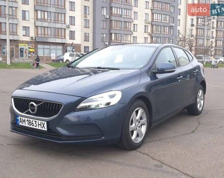 Синий Вольво В40, объемом двигателя 1.97 л и пробегом 229 тыс. км за 13500 $, фото 14 на Automoto.ua