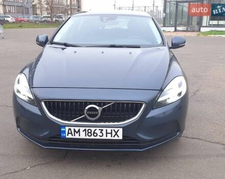 Синий Вольво В40, объемом двигателя 1.97 л и пробегом 229 тыс. км за 13500 $, фото 11 на Automoto.ua