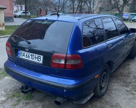 Синий Вольво В40, объемом двигателя 1.8 л и пробегом 348 тыс. км за 2899 $, фото 1 на Automoto.ua