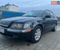 Синій Вольво V40, об'ємом двигуна 1.8 л та пробігом 250 тис. км за 2700 $, фото 1 на Automoto.ua