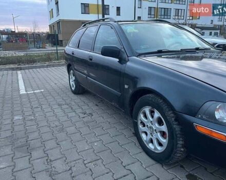Синій Вольво V40, об'ємом двигуна 1.8 л та пробігом 250 тис. км за 2700 $, фото 2 на Automoto.ua
