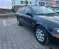 Синій Вольво V40, об'ємом двигуна 1.8 л та пробігом 250 тис. км за 2700 $, фото 2 на Automoto.ua
