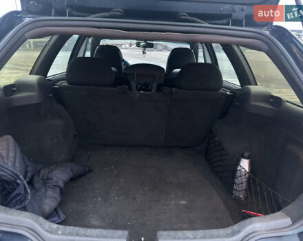 Синий Вольво В40, объемом двигателя 1.83 л и пробегом 415 тыс. км за 3100 $, фото 6 на Automoto.ua