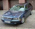 Вольво В40 2001 в Хмельницком на Automoto.ua Синий Вольво В40, объемом двигателя 1.87 л и пробегом 330 тыс. км за 3300 $, фото 1 на Automoto.ua