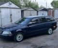 Синий Вольво В40, объемом двигателя 1.9 л и пробегом 357 тыс. км за 2300 $, фото 2 на Automoto.ua