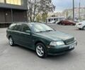 Синий Вольво В40, объемом двигателя 1.8 л и пробегом 200 тыс. км за 1800 $, фото 1 на Automoto.ua