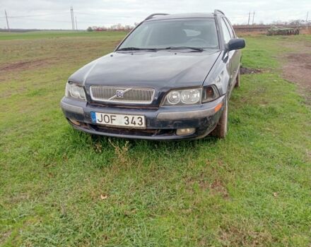 Синий Вольво В40, объемом двигателя 0 л и пробегом 300 тыс. км за 762 $, фото 2 на Automoto.ua