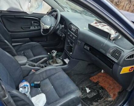 Синій Вольво V40, об'ємом двигуна 1.95 л та пробігом 230 тис. км за 950 $, фото 1 на Automoto.ua