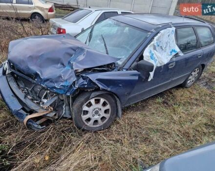 Синій Вольво V40, об'ємом двигуна 1.95 л та пробігом 230 тис. км за 950 $, фото 3 на Automoto.ua