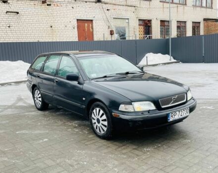 Синій Вольво V40, об'ємом двигуна 0 л та пробігом 380 тис. км за 1799 $, фото 1 на Automoto.ua