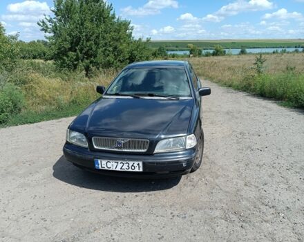 Синій Вольво V40, об'ємом двигуна 0 л та пробігом 3 тис. км за 2200 $, фото 1 на Automoto.ua
