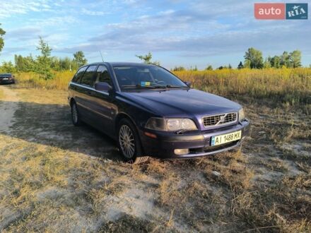 Синій Вольво V40, об'ємом двигуна 1.9 л та пробігом 320 тис. км за 3500 $, фото 1 на Automoto.ua