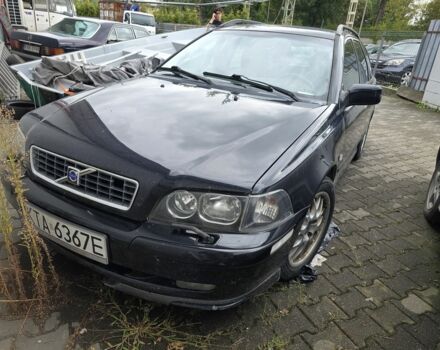 Синій Вольво V40, об'ємом двигуна 2.4 л та пробігом 420 тис. км за 1709 $, фото 1 на Automoto.ua