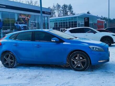 Синій Вольво V40, об'ємом двигуна 1.56 л та пробігом 238 тис. км за 7900 $, фото 1 на Automoto.ua
