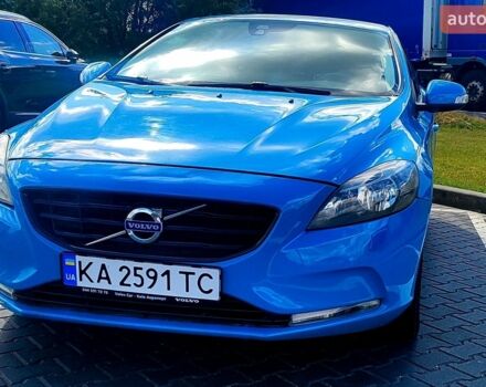Синій Вольво V40, об'ємом двигуна 1.6 л та пробігом 240 тис. км за 7900 $, фото 1 на Automoto.ua
