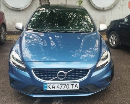 Синій Вольво V40, об'ємом двигуна 1.97 л та пробігом 294 тис. км за 13700 $, фото 1 на Automoto.ua