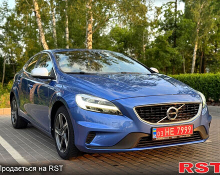 Синій Вольво V40, об'ємом двигуна 2 л та пробігом 191 тис. км за 14899 $, фото 1 на Automoto.ua