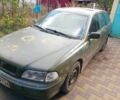 Зелений Вольво V40, об'ємом двигуна 1.9 л та пробігом 290 тис. км за 1198 $, фото 1 на Automoto.ua