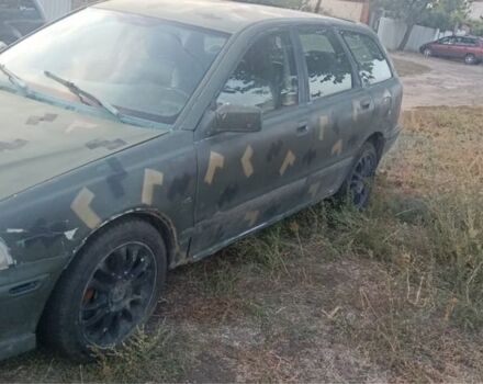 Зелений Вольво V40, об'ємом двигуна 1.9 л та пробігом 2 тис. км за 1431 $, фото 1 на Automoto.ua