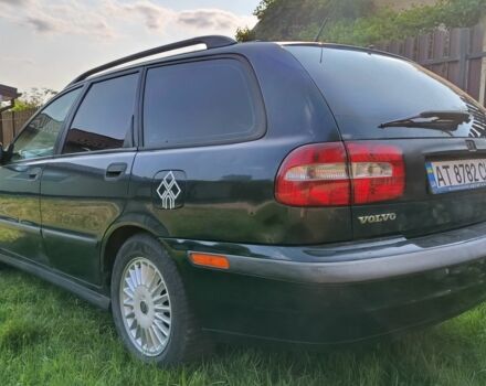 Зелений Вольво V40, об'ємом двигуна 1.9 л та пробігом 278 тис. км за 2887 $, фото 2 на Automoto.ua