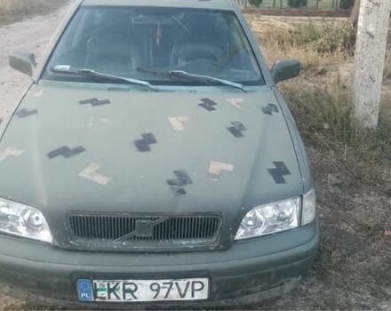 Зеленый Вольво В40, объемом двигателя 1.9 л и пробегом 2 тыс. км за 1431 $, фото 1 на Automoto.ua