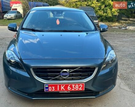 Зелений Вольво V40, об'ємом двигуна 1.6 л та пробігом 150 тис. км за 8999 $, фото 1 на Automoto.ua