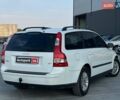 Белый Вольво В50, объемом двигателя 1.8 л и пробегом 299 тыс. км за 5790 $, фото 6 на Automoto.ua