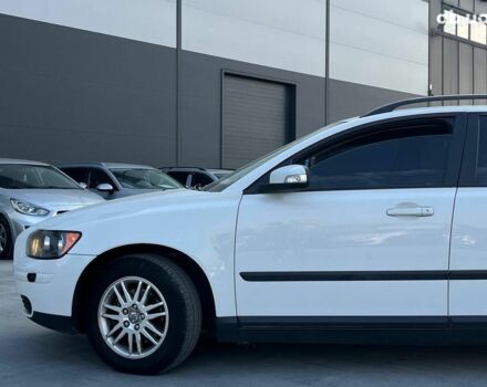 Белый Вольво В50, объемом двигателя 1.8 л и пробегом 299 тыс. км за 5790 $, фото 9 на Automoto.ua