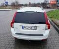 Білий Вольво V50, об'ємом двигуна 1.6 л та пробігом 282 тис. км за 6500 $, фото 2 на Automoto.ua