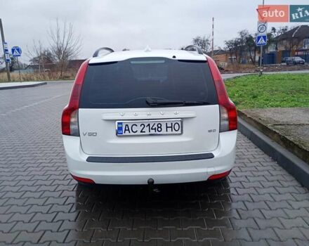 Белый Вольво В50, объемом двигателя 1.6 л и пробегом 282 тыс. км за 7000 $, фото 20 на Automoto.ua