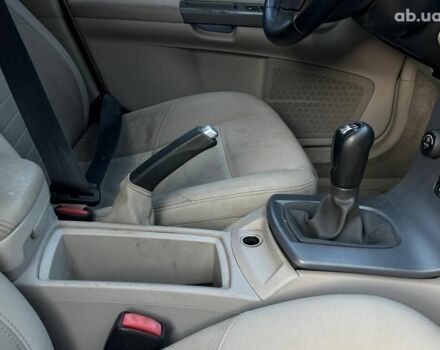 Белый Вольво В50, объемом двигателя 1.8 л и пробегом 299 тыс. км за 5790 $, фото 38 на Automoto.ua