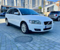 Білий Вольво V50, об'ємом двигуна 1.56 л та пробігом 230 тис. км за 6799 $, фото 1 на Automoto.ua