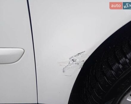 Белый Вольво В50, объемом двигателя 1.6 л и пробегом 282 тыс. км за 7000 $, фото 18 на Automoto.ua