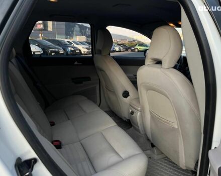 Белый Вольво В50, объемом двигателя 1.8 л и пробегом 299 тыс. км за 5790 $, фото 32 на Automoto.ua