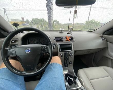 Білий Вольво V50, об'ємом двигуна 1.6 л та пробігом 343 тис. км за 6600 $, фото 15 на Automoto.ua