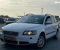 Белый Вольво В50, объемом двигателя 1.8 л и пробегом 299 тыс. км за 5790 $, фото 1 на Automoto.ua