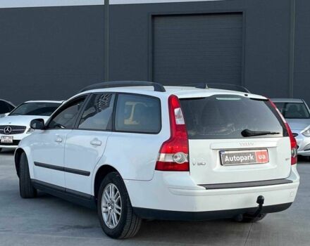 Вольво В50 2008 в Львове на Automoto.ua Белый Вольво В50, объемом двигателя 1.8 л и пробегом 299 тыс. км за 5490 $, фото 6 на Automoto.ua