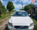 Білий Вольво V50, об'ємом двигуна 2 л та пробігом 278 тис. км за 6800 $, фото 4 на Automoto.ua