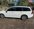 Белый Вольво В50, объемом двигателя 2 л и пробегом 245 тыс. км за 7000 $, фото 6 на Automoto.ua