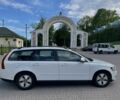 Білий Вольво V50, об'ємом двигуна 1.6 л та пробігом 290 тис. км за 5800 $, фото 2 на Automoto.ua