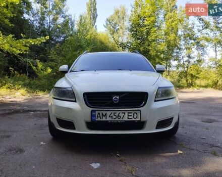 Білий Вольво V50, об'ємом двигуна 1.56 л та пробігом 244 тис. км за 7400 $, фото 7 на Automoto.ua