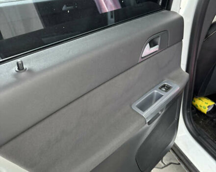 Білий Вольво V50, об'ємом двигуна 1.8 л та пробігом 280 тис. км за 5800 $, фото 12 на Automoto.ua