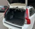 Вольво В50 2009 в Киеве на Automoto.ua Белый Вольво В50, объемом двигателя 1.6 л и пробегом 250 тыс. км за 7200 $, фото 4 на Automoto.ua