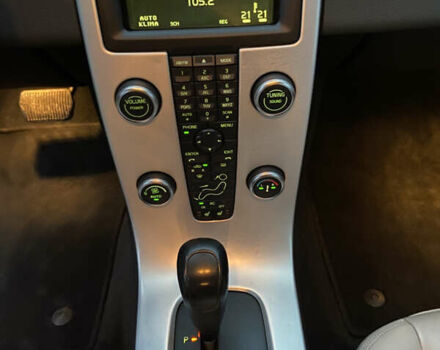 Белый Вольво В50, объемом двигателя 2 л и пробегом 235 тыс. км за 8600 $, фото 23 на Automoto.ua