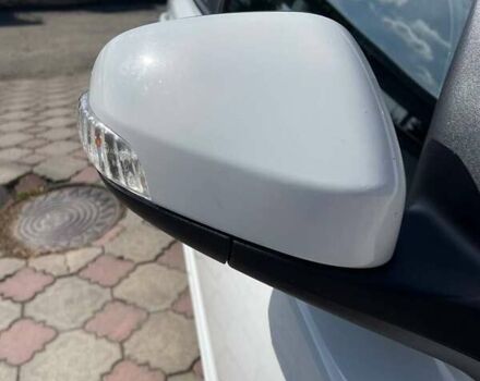 Білий Вольво V50, об'ємом двигуна 1.56 л та пробігом 228 тис. км за 5850 $, фото 64 на Automoto.ua