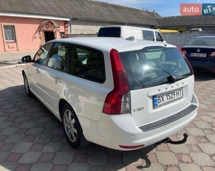 Білий Вольво V50, об'ємом двигуна 1.56 л та пробігом 228 тис. км за 5850 $, фото 2 на Automoto.ua