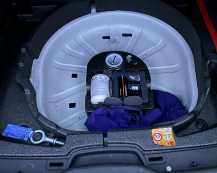 Белый Вольво В50, объемом двигателя 2 л и пробегом 235 тыс. км за 8600 $, фото 38 на Automoto.ua