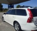 Белый Вольво В50, объемом двигателя 1.56 л и пробегом 267 тыс. км за 7100 $, фото 3 на Automoto.ua