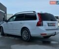 Білий Вольво V50, об'ємом двигуна 2 л та пробігом 231 тис. км за 7990 $, фото 6 на Automoto.ua